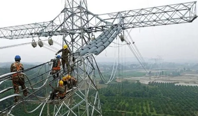 潮州市光缆与电缆：欧孚光电厂家告诉你“光”与“电”的不同秘密